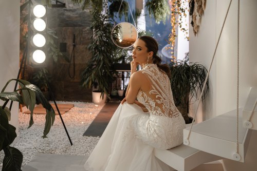 https://elisebride.ro/images/stories/virtuemart/product/KIARA            (4).jpg